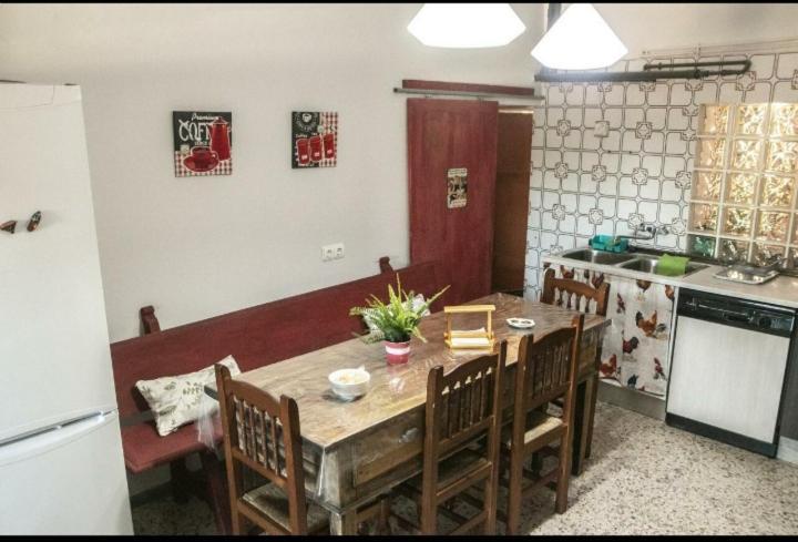 La Casona De Rabanal Villa Rabanal del Camino Luaran gambar